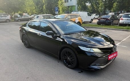 Toyota Camry, 2018 год, 2 850 000 рублей, 5 фотография