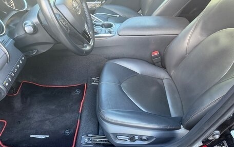 Toyota Camry, 2018 год, 2 850 000 рублей, 16 фотография