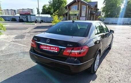 Mercedes-Benz E-Класс, 2009 год, 1 300 000 рублей, 2 фотография