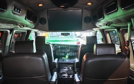 Chevrolet Express II, 2013 год, 3 010 000 рублей, 15 фотография