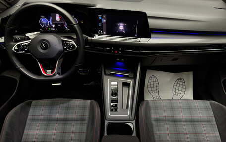 Volkswagen Golf GTI, 2022 год, 4 800 000 рублей, 13 фотография