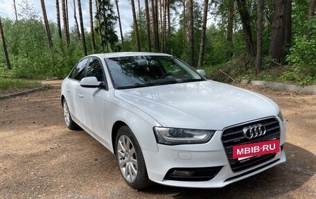 Audi A4, 2013 год, 1 350 000 рублей, 7 фотография