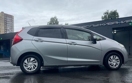 Honda Fit III, 2015 год, 880 000 рублей, 6 фотография