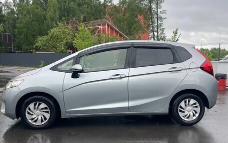 Honda Fit III, 2015 год, 880 000 рублей, 7 фотография
