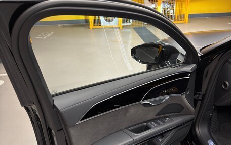 Audi A8, 2021 год, 6 950 000 рублей, 15 фотография