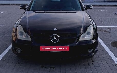 Mercedes-Benz CLS, 2005 год, 670 000 рублей, 2 фотография