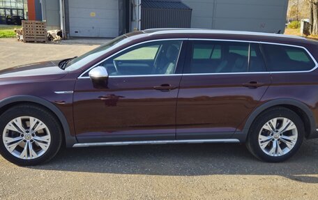 Volkswagen Passat B8 рестайлинг, 2018 год, 2 400 000 рублей, 10 фотография