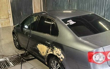 Volkswagen Jetta VI, 2009 год, 350 000 рублей, 4 фотография