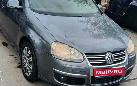 Volkswagen Jetta VI, 2009 год, 350 000 рублей, 2 фотография