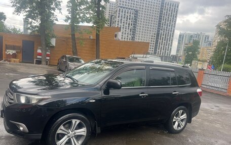 Toyota Highlander III, 2011 год, 1 750 000 рублей, 5 фотография