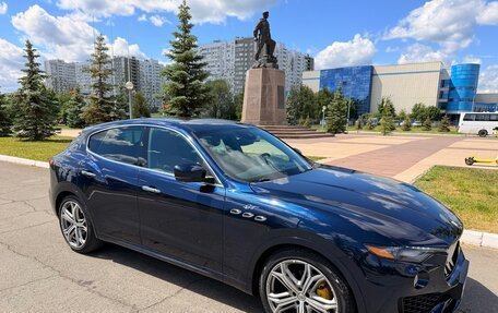 Maserati Levante I, 2022 год, 5 999 999 рублей, 1 фотография