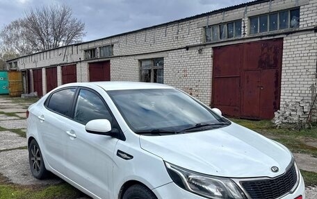 KIA Rio III рестайлинг, 2013 год, 550 000 рублей, 1 фотография