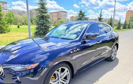 Maserati Levante I, 2022 год, 5 999 999 рублей, 3 фотография