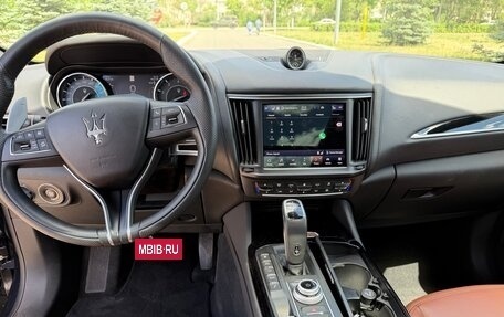 Maserati Levante I, 2022 год, 5 999 999 рублей, 10 фотография