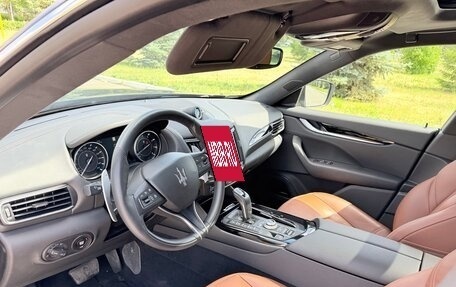 Maserati Levante I, 2022 год, 5 999 999 рублей, 9 фотография