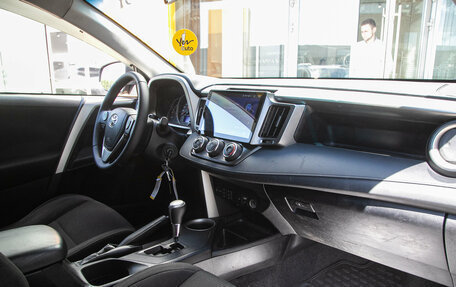 Toyota RAV4, 2013 год, 1 595 000 рублей, 20 фотография