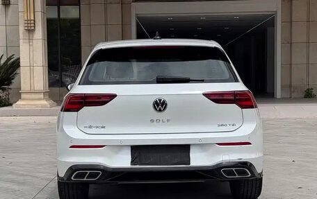 Volkswagen Golf VIII, 2023 год, 2 099 999 рублей, 6 фотография