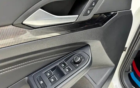Volkswagen Golf VIII, 2023 год, 2 099 999 рублей, 12 фотография