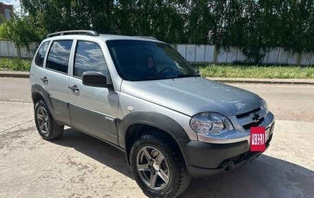 Chevrolet Niva I рестайлинг, 2014 год, 485 000 рублей, 8 фотография