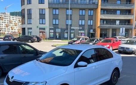 Skoda Rapid I, 2018 год, 880 000 рублей, 1 фотография