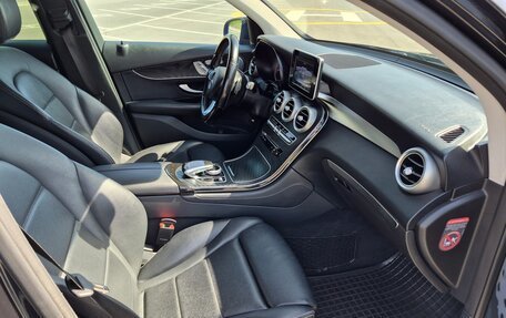 Mercedes-Benz GLC, 2017 год, 3 200 000 рублей, 13 фотография