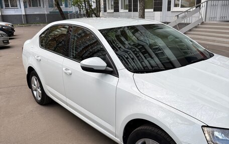 Skoda Octavia, 2017 год, 1 800 000 рублей, 4 фотография