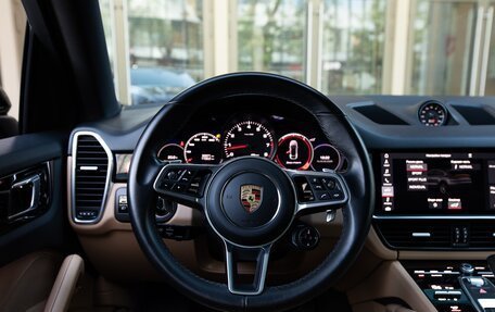 Porsche Cayenne III, 2019 год, 8 990 000 рублей, 18 фотография