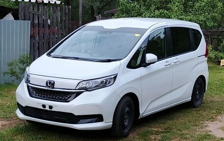 Honda Freed II, 2021 год, 1 850 000 рублей, 2 фотография