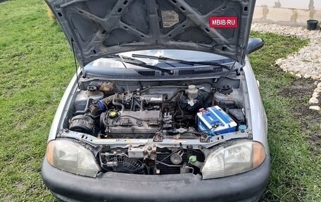 Suzuki Swift II, 2001 год, 250 000 рублей, 5 фотография