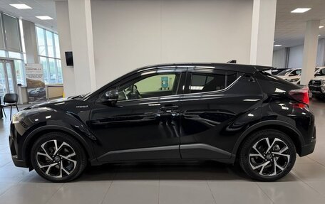 Toyota C-HR I рестайлинг, 2017 год, 2 050 000 рублей, 2 фотография