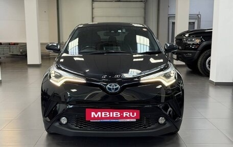 Toyota C-HR I рестайлинг, 2017 год, 2 050 000 рублей, 8 фотография