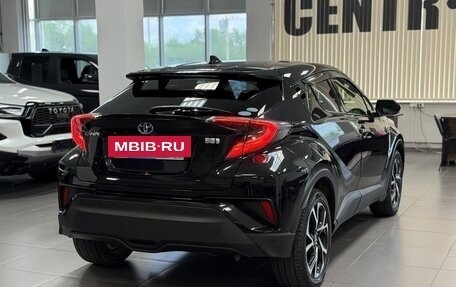 Toyota C-HR I рестайлинг, 2017 год, 2 050 000 рублей, 5 фотография