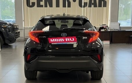 Toyota C-HR I рестайлинг, 2017 год, 2 050 000 рублей, 4 фотография