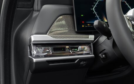BMW 7 серия, 2025 год, 18 100 000 рублей, 16 фотография
