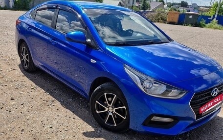 Hyundai Solaris II рестайлинг, 2017 год, 1 200 000 рублей, 4 фотография