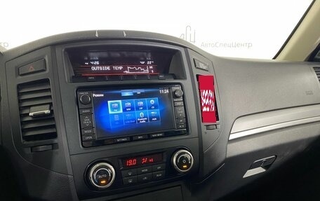 Mitsubishi Pajero IV, 2014 год, 2 800 000 рублей, 10 фотография