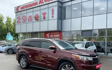 Toyota Highlander III, 2015 год, 3 250 000 рублей, 1 фотография