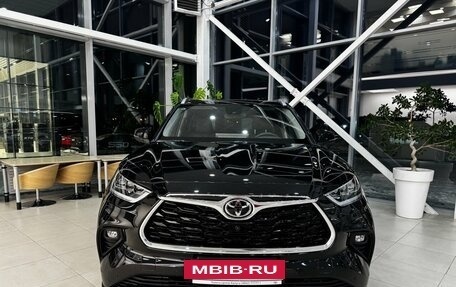 Toyota Highlander, 2025 год, 6 300 000 рублей, 3 фотография