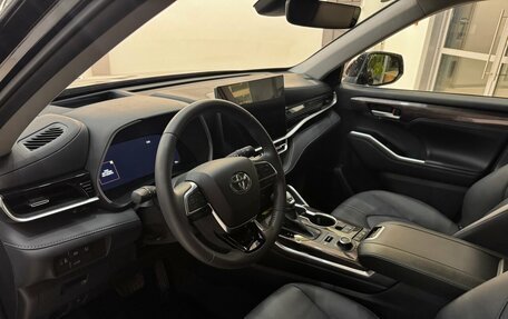 Toyota Highlander, 2025 год, 6 300 000 рублей, 8 фотография
