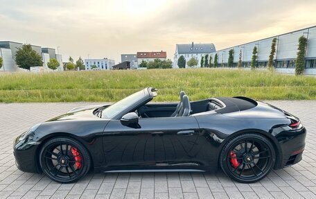 Porsche 911, 2023 год, 16 000 000 рублей, 3 фотография