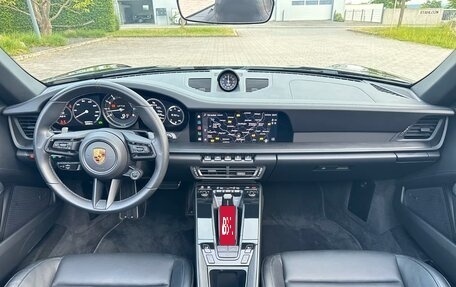Porsche 911, 2023 год, 16 000 000 рублей, 24 фотография