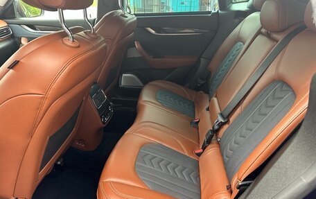 Maserati Levante I, 2017 год, 4 150 000 рублей, 9 фотография