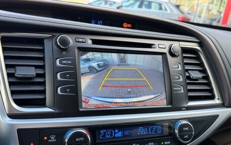 Toyota Highlander III, 2015 год, 3 250 000 рублей, 11 фотография