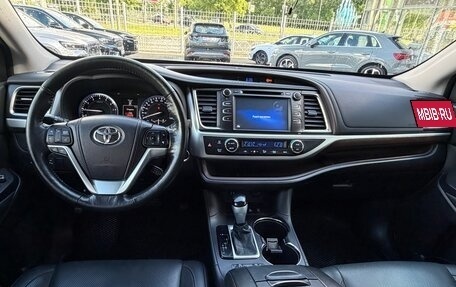 Toyota Highlander III, 2015 год, 3 250 000 рублей, 9 фотография