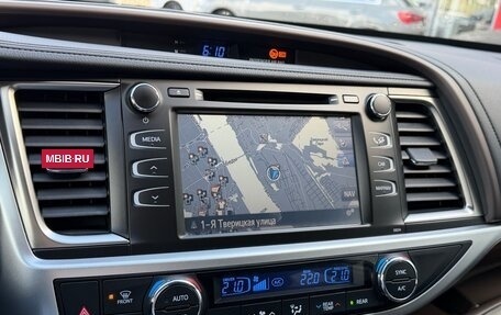 Toyota Highlander III, 2015 год, 3 250 000 рублей, 10 фотография