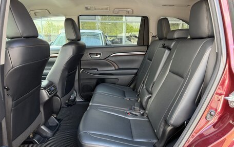 Toyota Highlander III, 2015 год, 3 250 000 рублей, 18 фотография
