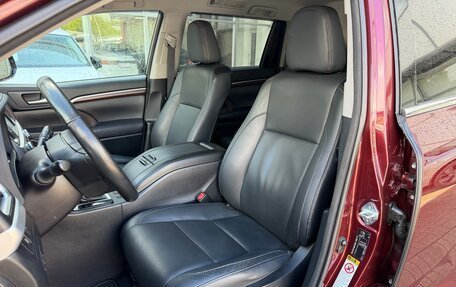 Toyota Highlander III, 2015 год, 3 250 000 рублей, 16 фотография