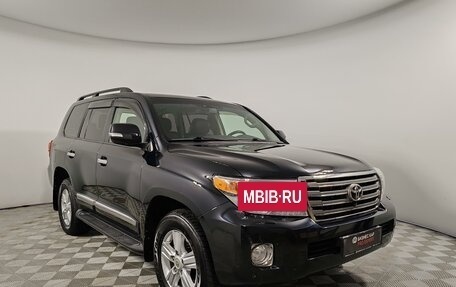 Toyota Land Cruiser 200, 2015 год, 4 550 000 рублей, 3 фотография