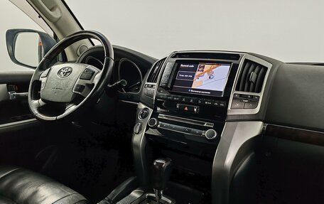 Toyota Land Cruiser 200, 2015 год, 4 550 000 рублей, 11 фотография