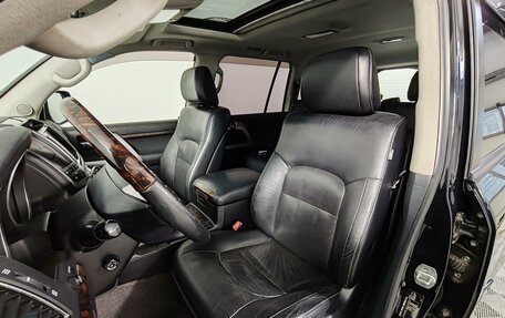 Toyota Land Cruiser 200, 2015 год, 4 550 000 рублей, 20 фотография